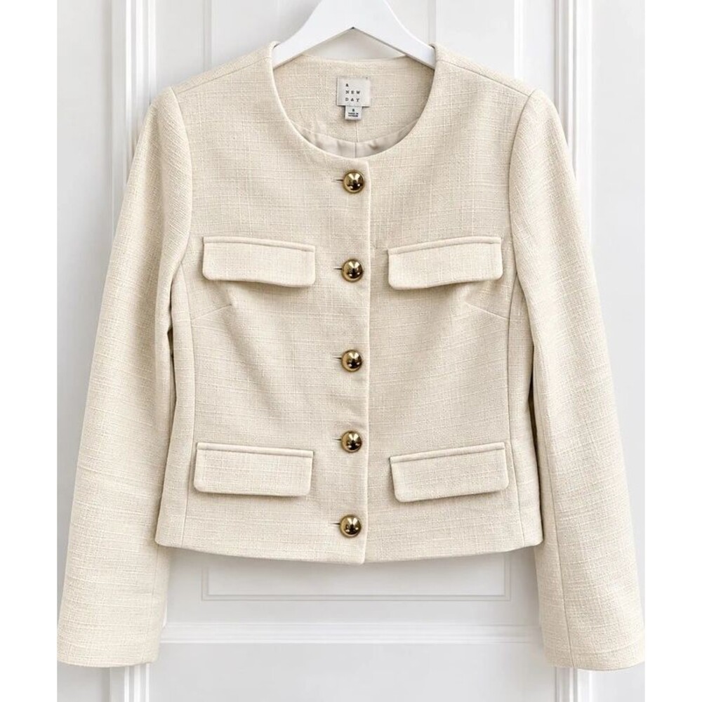 Ivory Gold-Button Suit Jacket - Blazer NWT Size Small